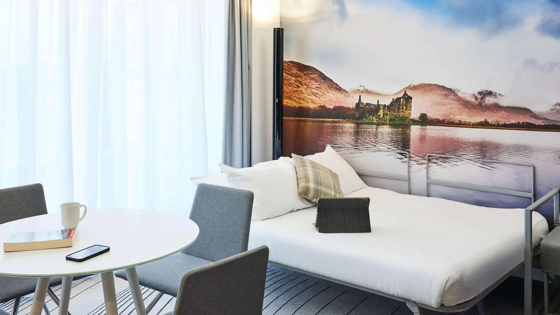 Novotel Edinburgh Centre 4*,  Großbritannien
