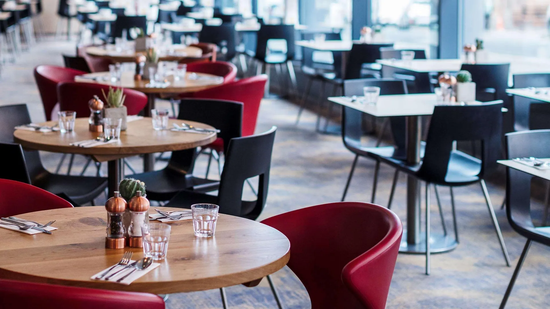 Novotel Edinburgh Centre Hotell